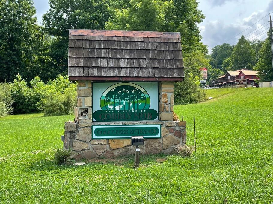 Beautiful Chalet With Fireplace And Large Game Room Gatlinburg Εξωτερικό φωτογραφία
