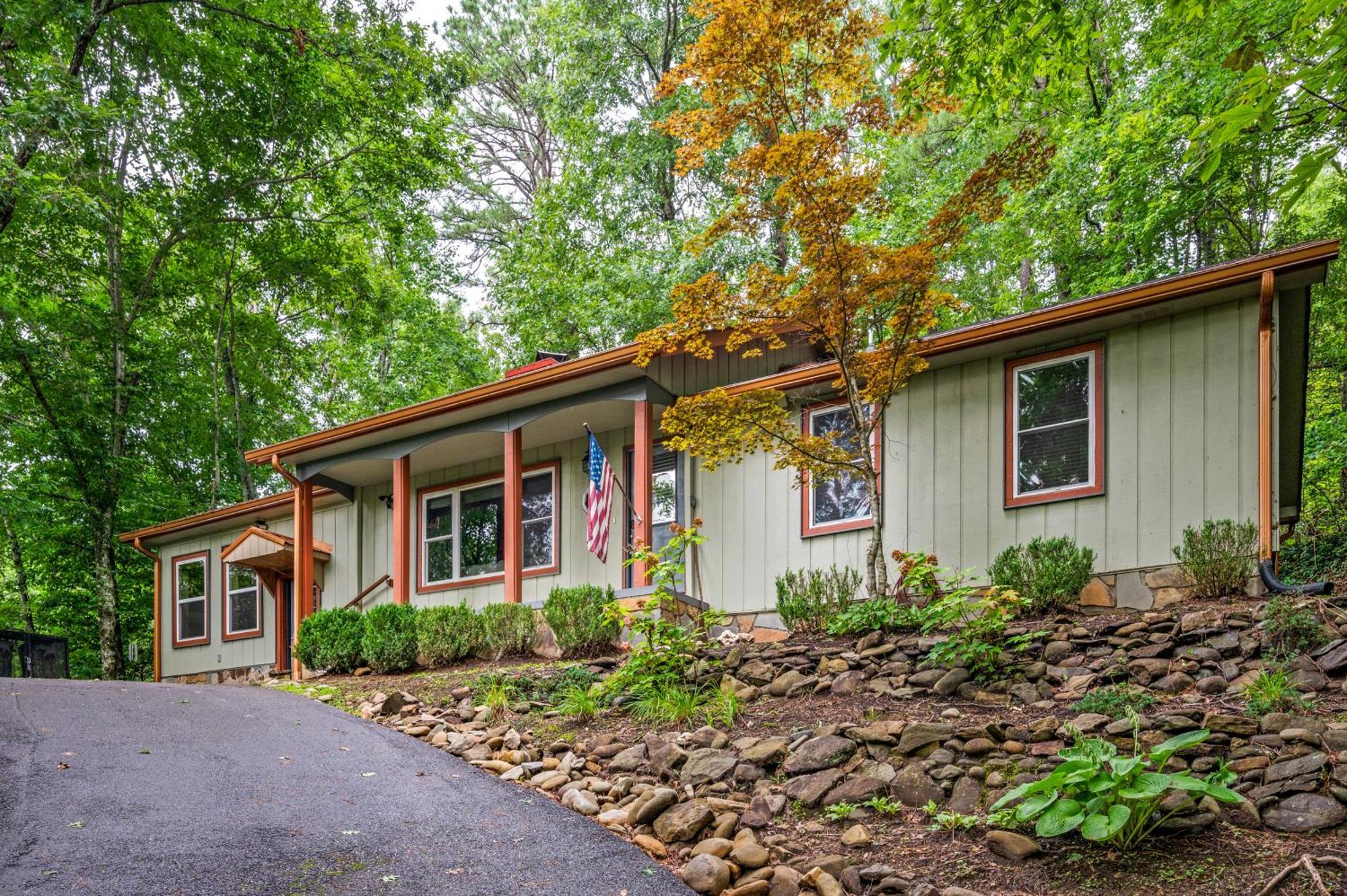 Beautiful Chalet With Fireplace And Large Game Room Gatlinburg Εξωτερικό φωτογραφία