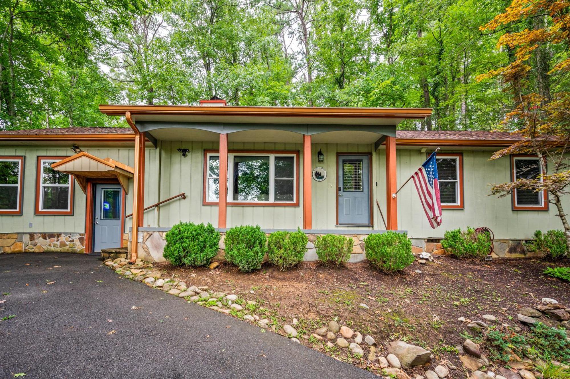 Beautiful Chalet With Fireplace And Large Game Room Gatlinburg Εξωτερικό φωτογραφία