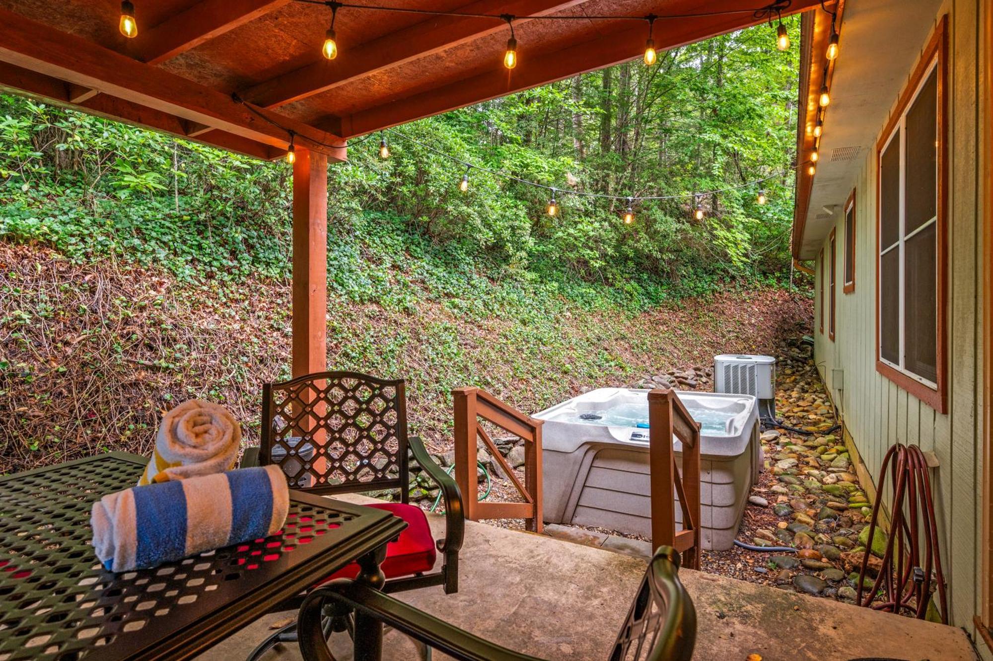 Beautiful Chalet With Fireplace And Large Game Room Gatlinburg Εξωτερικό φωτογραφία