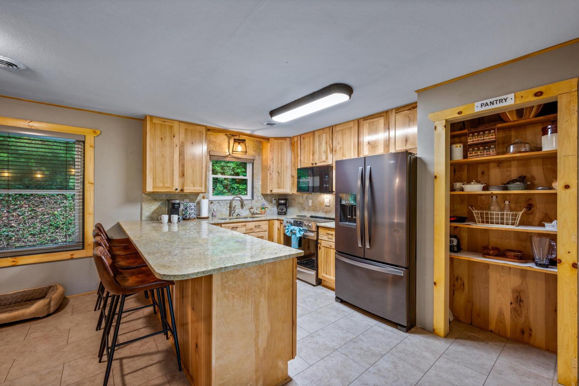 Beautiful Chalet With Fireplace And Large Game Room Gatlinburg Εξωτερικό φωτογραφία